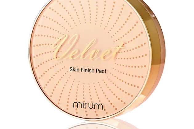 Phấn phủ siêu mịn che khuyết điểm cao, chống tia UV cho làn da mịn màng Mirum Mirum velvet skin finish pact SPF30/PA